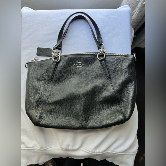 Coach Kelsey Black Leather Crossbody Purse - Picture 2 of 11